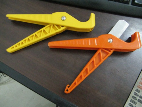 Stainless steel blade pipe cutter is a compact lightweight all around irrigation tool