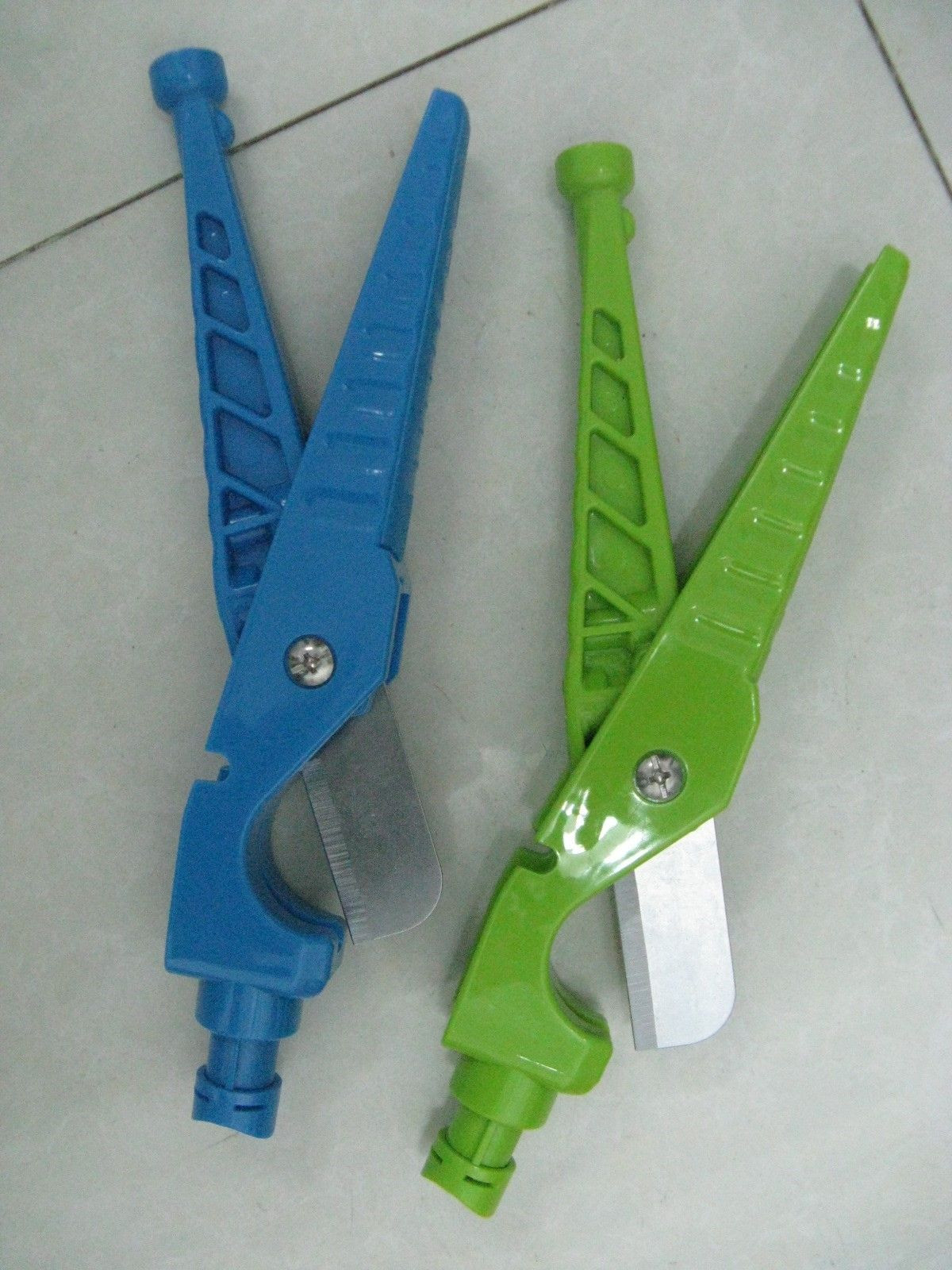 Multi-function tube cutter is a compact lightweight all around irrigation tool